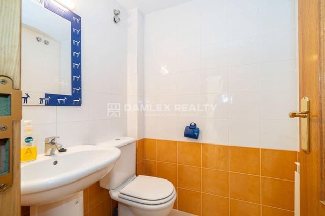 4 quarto Moradia para venda em Platja d'Aro, Castell-Platja d'Aro com piscina - 500 000 € (Ref: 9072906)