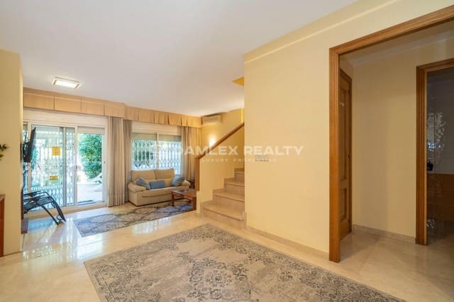 4 quarto Moradia para venda em Platja d'Aro, Castell-Platja d'Aro com piscina - 500 000 € (Ref: 9072906)
