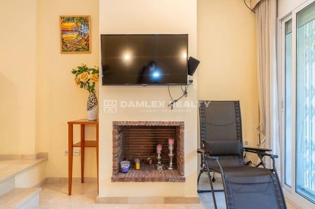 4 quarto Moradia para venda em Platja d'Aro, Castell-Platja d'Aro com piscina - 500 000 € (Ref: 9072906)