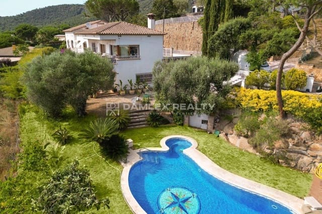 6 chambre Villa/Maison à vendre à Santa Cristina d'Aro avec piscine - 1 150 000 € (Ref: 9094836)