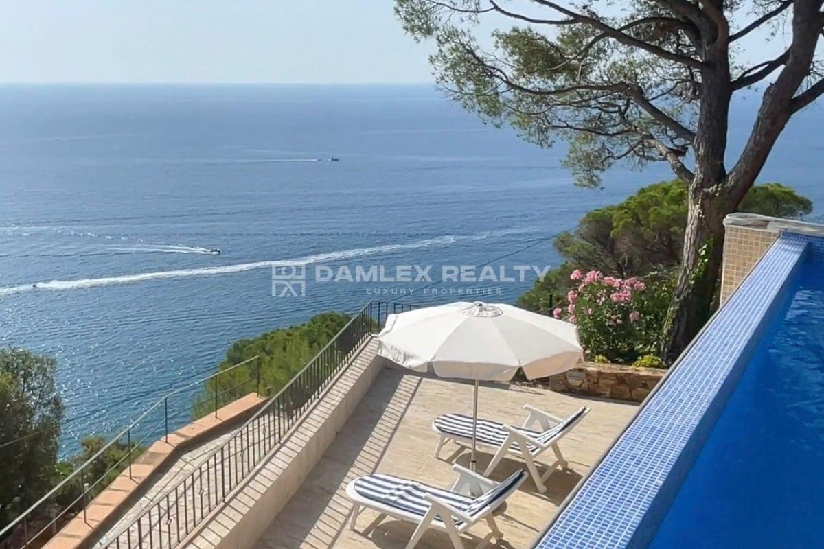 5 slaapkamer Villa te koop in Sant Feliu de Guixols met zwembad - € 3.000.000 (Ref: 9141925)