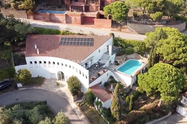 6 quarto Moradia para venda em Platja d'Aro, Castell-Platja d'Aro com piscina - 1 290 000 € (Ref: 9142303)