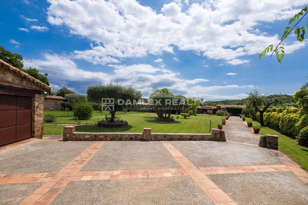 3 sypialnia Willa na sprzedaż w Platja d'Aro z basenem - 1 400 000 € (Ref: 9145817)