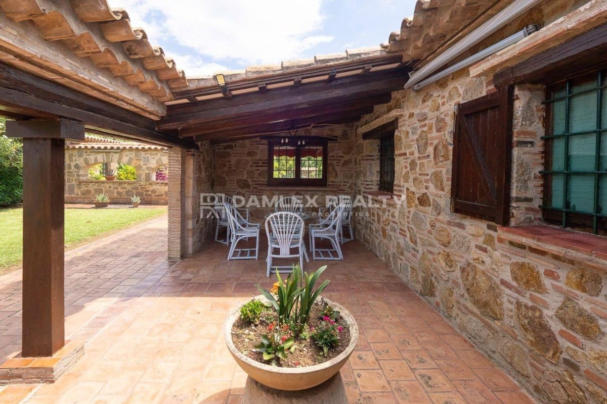 3 sypialnia Willa na sprzedaż w Platja d'Aro z basenem - 1 400 000 € (Ref: 9145817)