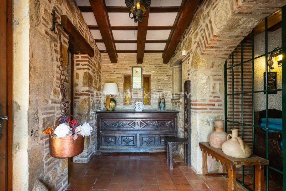 3 sypialnia Willa na sprzedaż w Platja d'Aro z basenem - 1 400 000 € (Ref: 9145817)