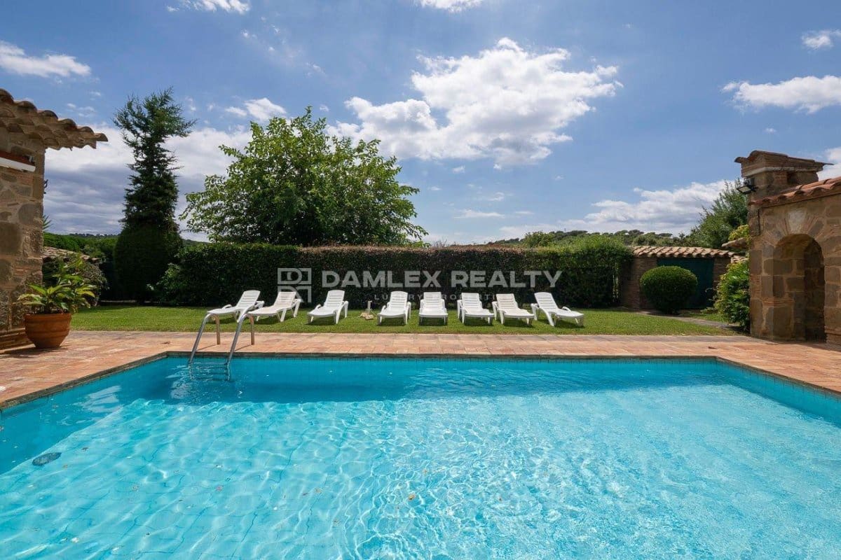 3 sypialnia Willa na sprzedaż w Platja d'Aro z basenem - 1 400 000 € (Ref: 9145817)