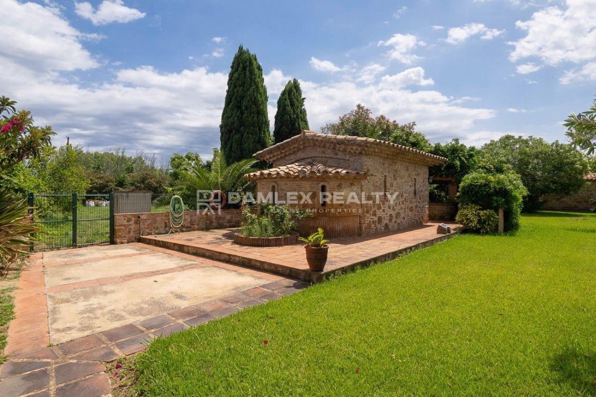 3 sypialnia Willa na sprzedaż w Platja d'Aro z basenem - 1 400 000 € (Ref: 9145817)