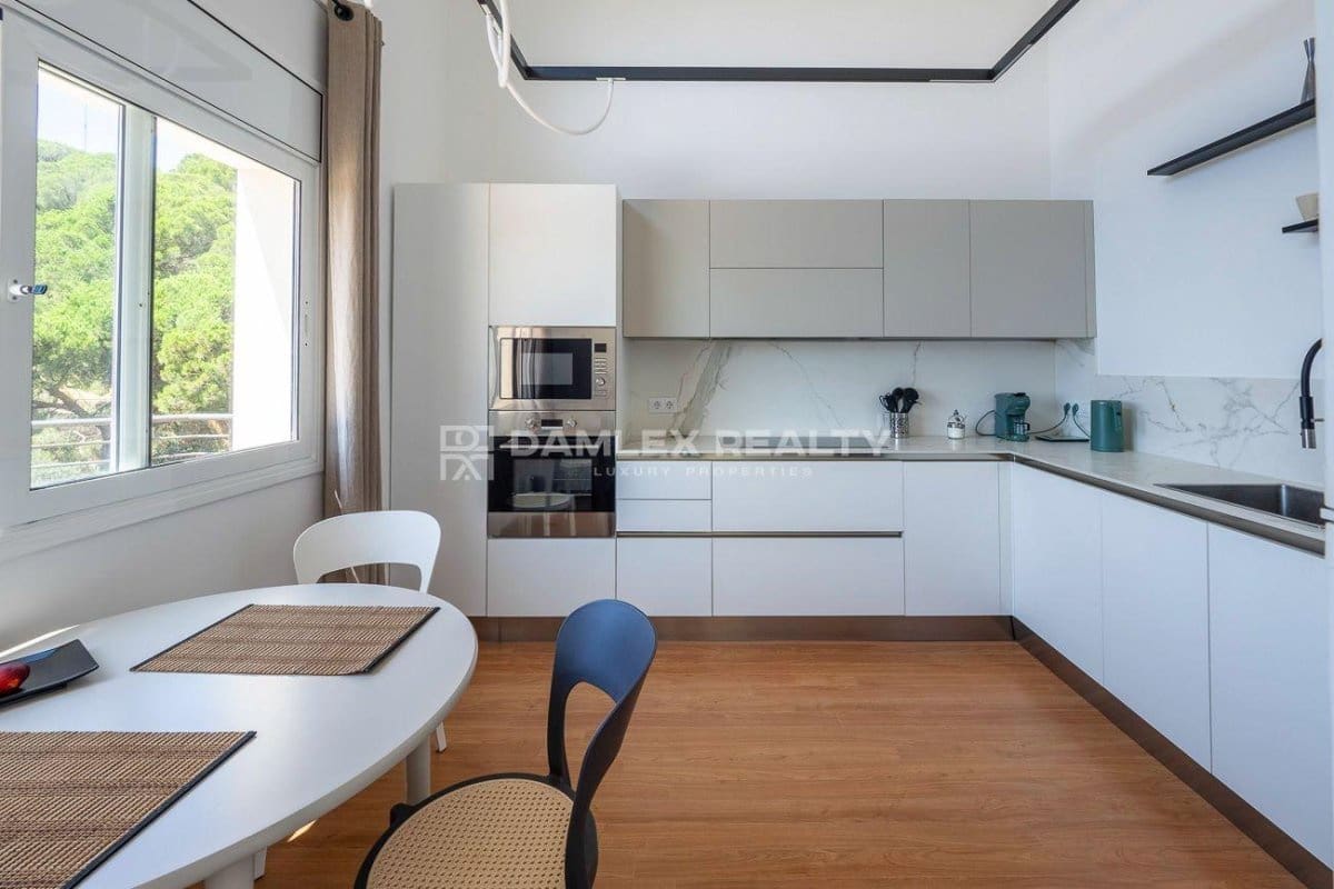 5 soveværelse Villa til salg i Lloret de Mar med swimmingpool garage - € 950.000 (Ref: 9152729)