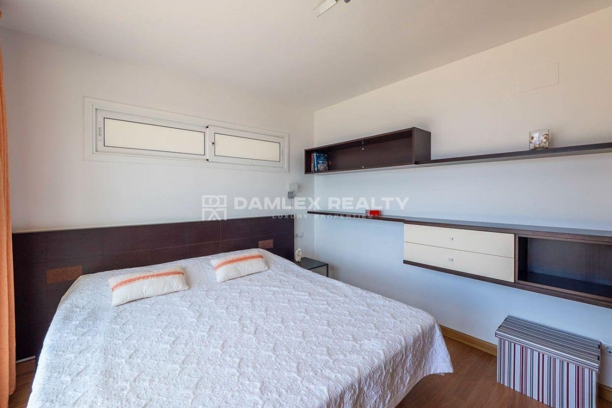 5 soveværelse Villa til salg i Lloret de Mar med swimmingpool garage - € 950.000 (Ref: 9152729)