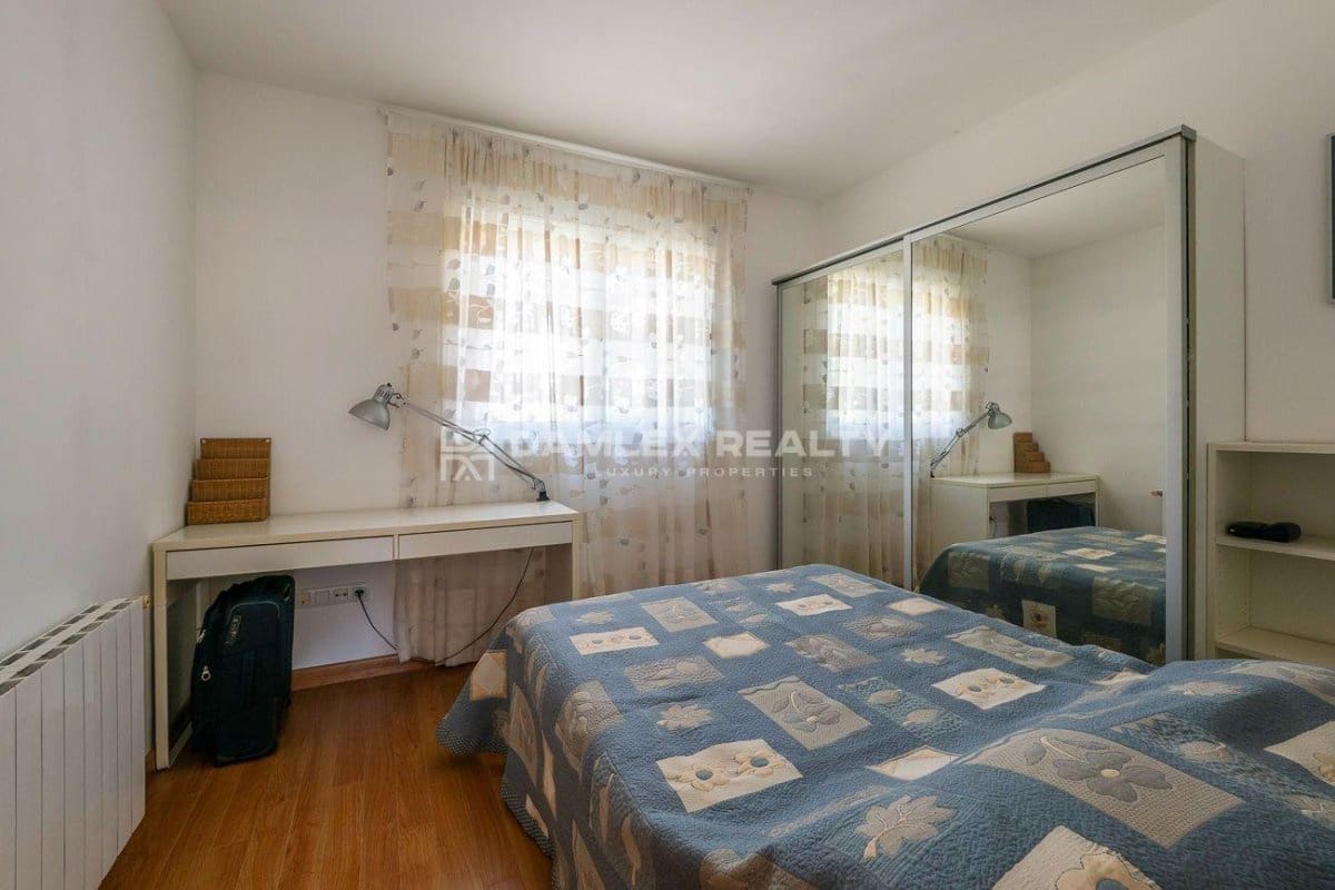 5 soveværelse Villa til salg i Lloret de Mar med swimmingpool garage - € 950.000 (Ref: 9152729)