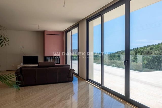 4 slaapkamer Villa te koop in Platja d'Aro, Castell-Platja d'Aro met zwembad - € 2.500.000 (Ref: 9191831)