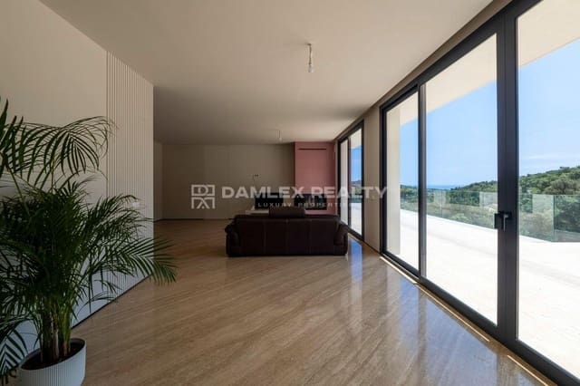 4 slaapkamer Villa te koop in Platja d'Aro, Castell-Platja d'Aro met zwembad - € 2.500.000 (Ref: 9191831)