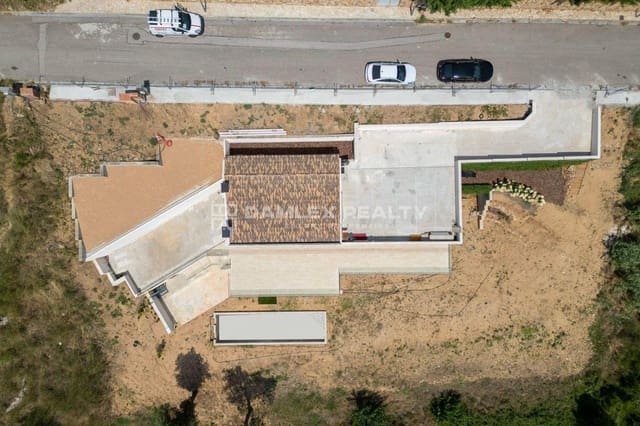 4 slaapkamer Villa te koop in Platja d'Aro, Castell-Platja d'Aro met zwembad - € 2.500.000 (Ref: 9191831)