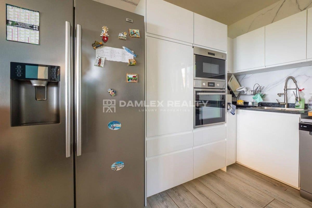 5 slaapkamer Villa te koop in Lloret de Mar met zwembad garage - € 978.000 (Ref: 9220362)