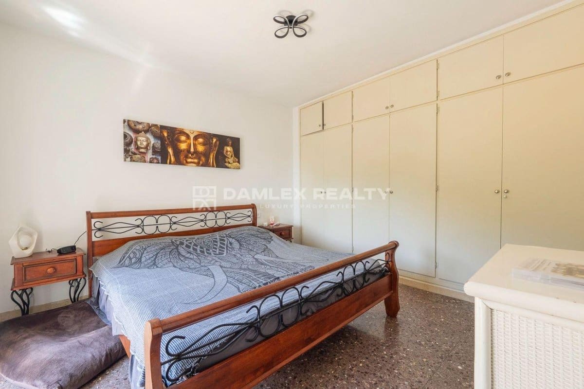 5 slaapkamer Villa te koop in Lloret de Mar met zwembad garage - € 978.000 (Ref: 9220362)