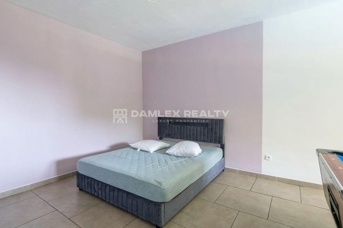 5 slaapkamer Villa te koop in Lloret de Mar met zwembad garage - € 978.000 (Ref: 9220362)