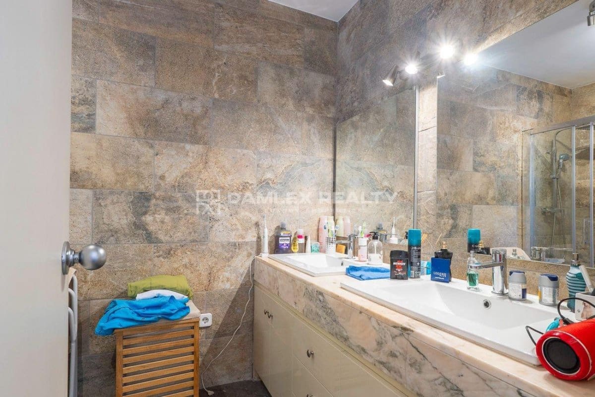 5 slaapkamer Villa te koop in Lloret de Mar met zwembad garage - € 978.000 (Ref: 9220362)