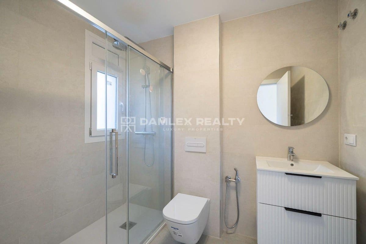 5 bedroom Villa for sale in Palamos with pool - € 1,850,000 (Ref: 9243477)