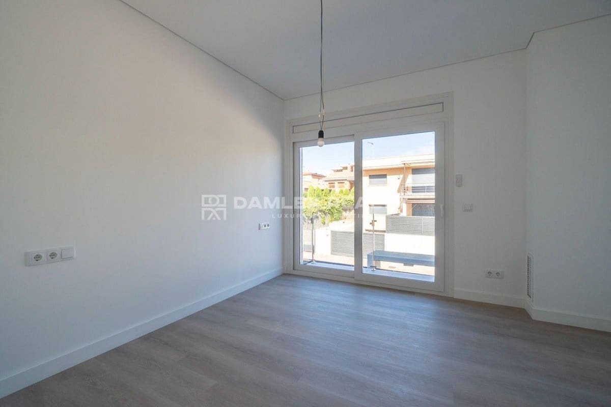 5 bedroom Villa for sale in Palamos with pool - € 1,850,000 (Ref: 9243477)