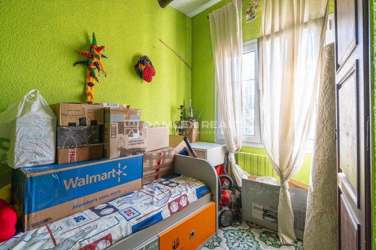 6 slaapkamer Villa te koop in Lloret de Mar met zwembad garage - € 750.000 (Ref: 9247506)