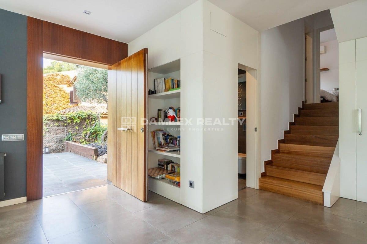 7 bedroom Villa for sale in Blanes with pool garage - € 1,695,000 (Ref: 9266538)