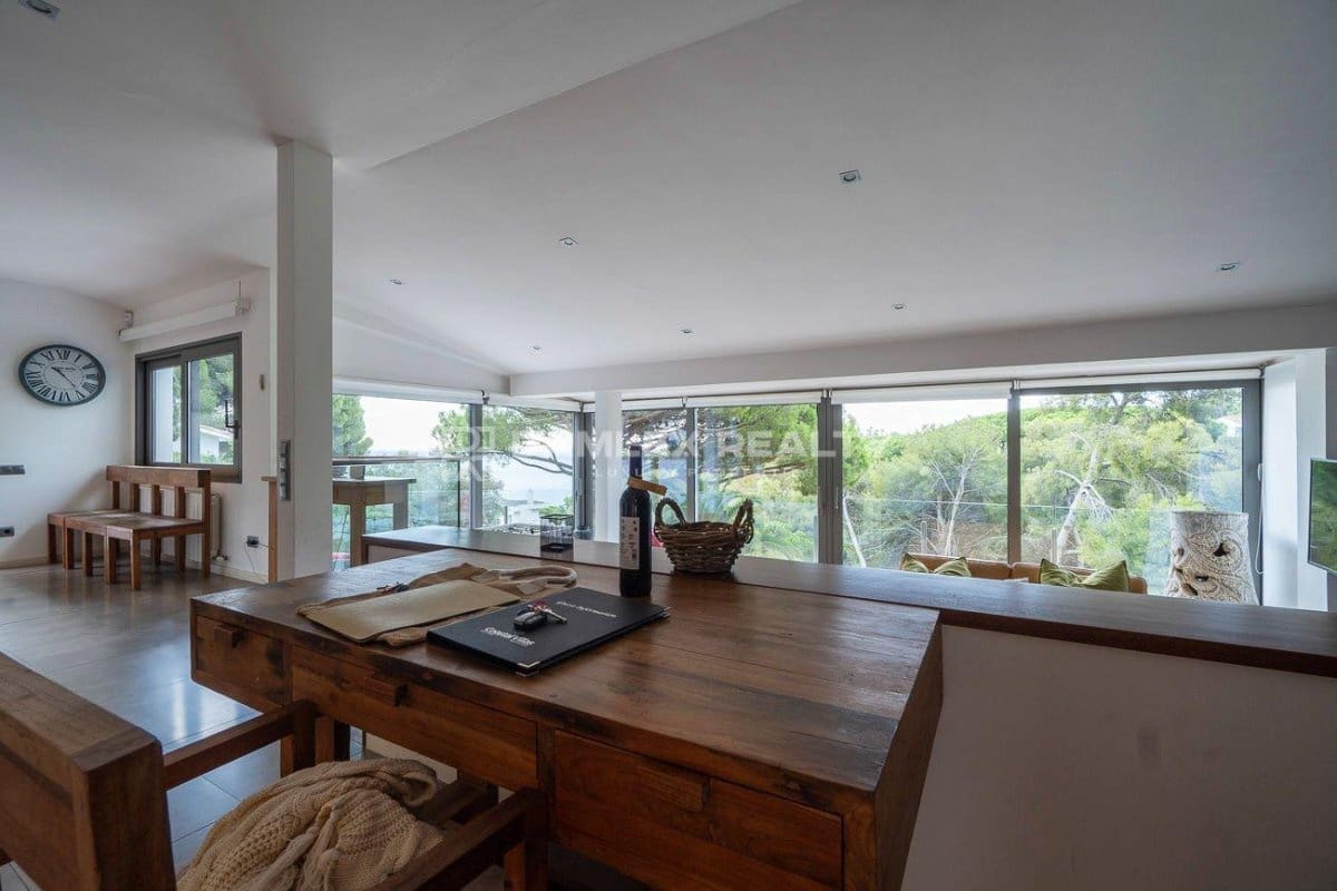 7 bedroom Villa for sale in Blanes with pool garage - € 1,695,000 (Ref: 9266538)