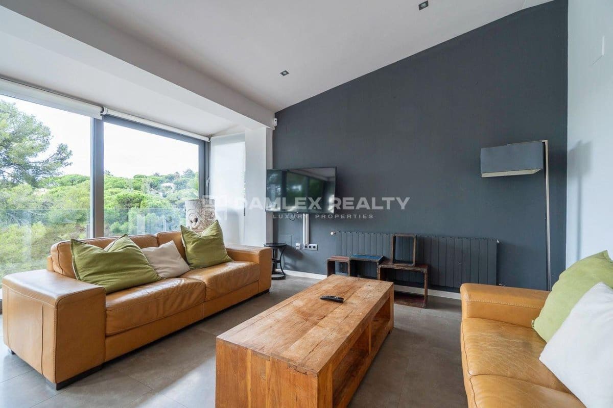 7 bedroom Villa for sale in Blanes with pool garage - € 1,695,000 (Ref: 9266538)