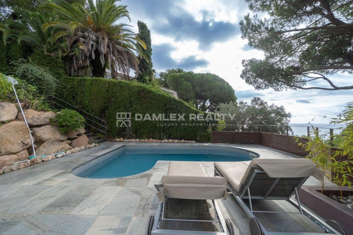 7 bedroom Villa for sale in Blanes with pool garage - € 1,695,000 (Ref: 9266538)