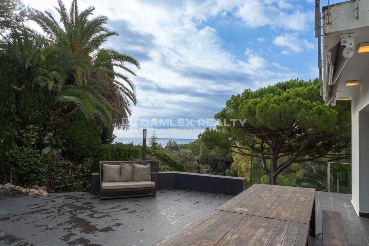 7 bedroom Villa for sale in Blanes with pool garage - € 1,695,000 (Ref: 9266538)