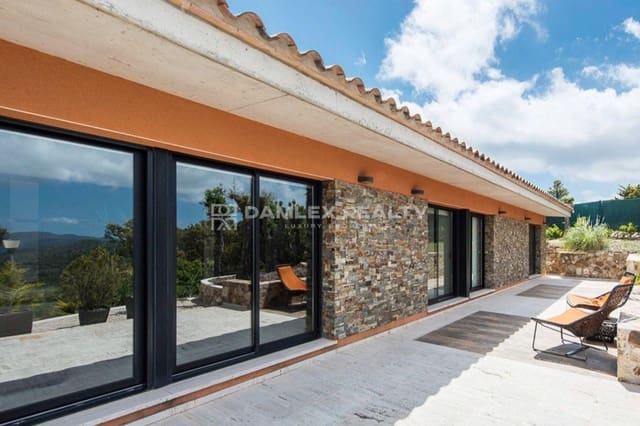 6 slaapkamer Villa te koop in Platja d'Aro, Castell-Platja d'Aro met zwembad - € 3.333.000 (Ref: 9269722)