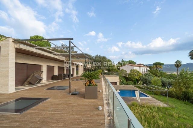 5 chambre Villa/Maison à vendre à Santa Cristina d'Aro avec piscine - 2 100 000 € (Ref: 9273153)