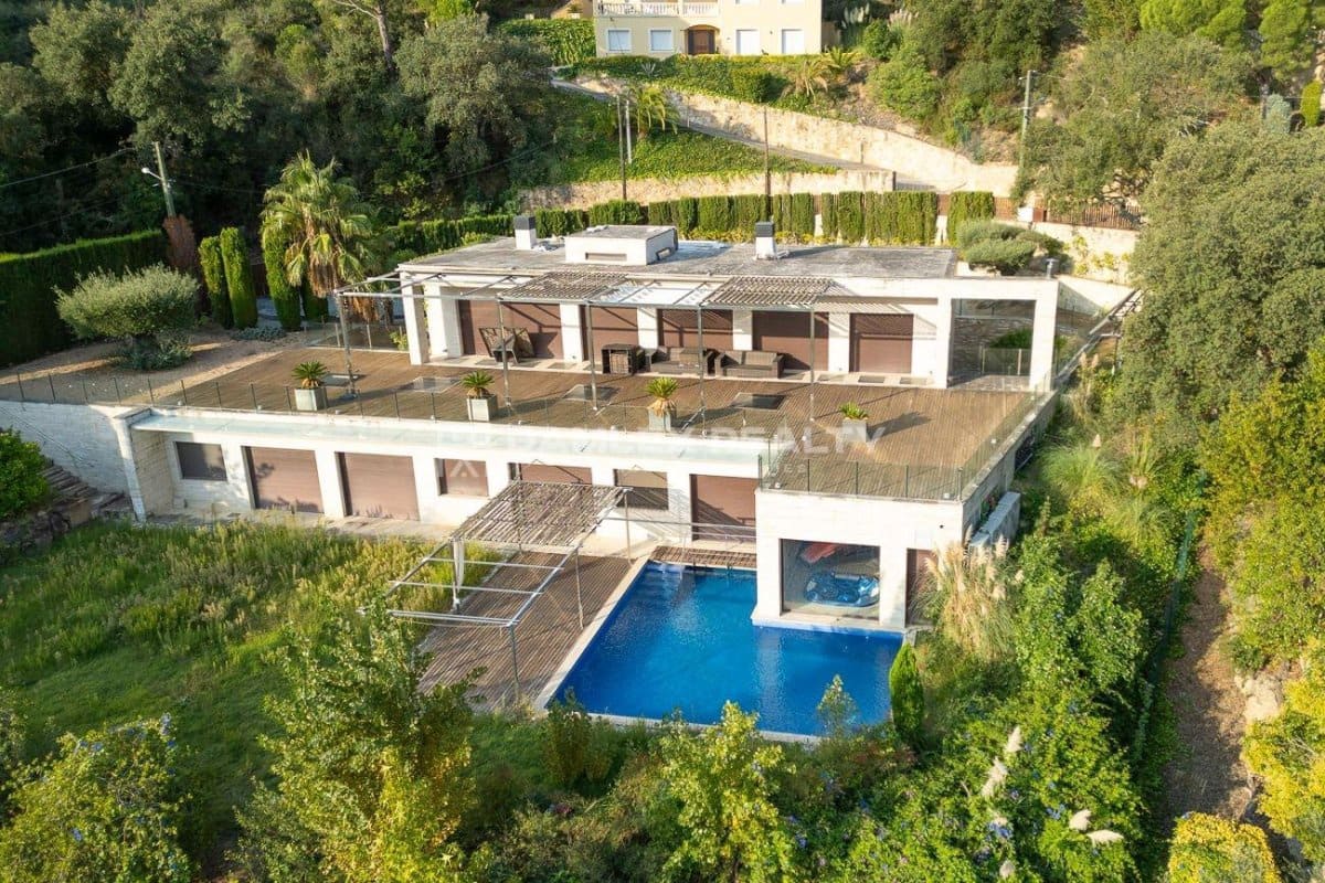 5 soveværelse Villa til salg i Santa Cristina d'Aro med swimmingpool - € 2.100.000 (Ref: 9273153)