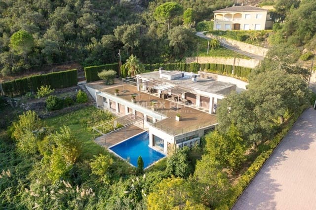 5 chambre Villa/Maison à vendre à Santa Cristina d'Aro avec piscine - 2 100 000 € (Ref: 9273153)