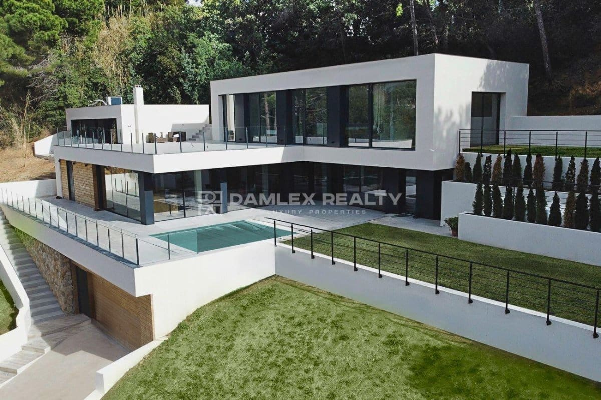 5 chambre Villa/Maison à vendre à Tossa de Mar avec piscine garage - 1 950 000 € (Ref: 9274152)