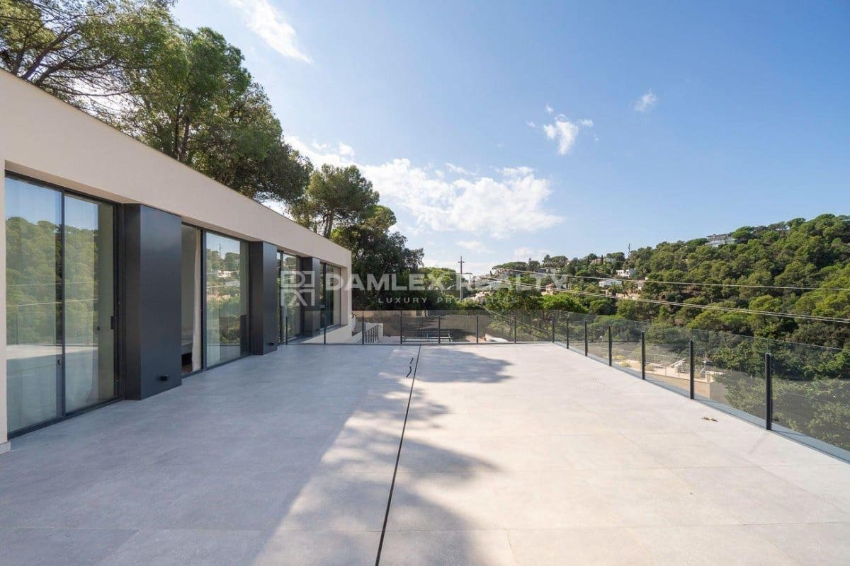 5 chambre Villa/Maison à vendre à Tossa de Mar avec piscine garage - 1 950 000 € (Ref: 9274152)