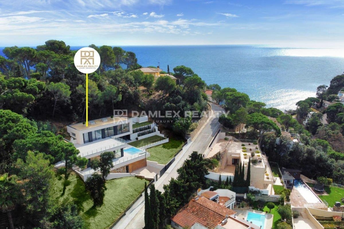 5 chambre Villa/Maison à vendre à Tossa de Mar avec piscine garage - 1 950 000 € (Ref: 9274152)