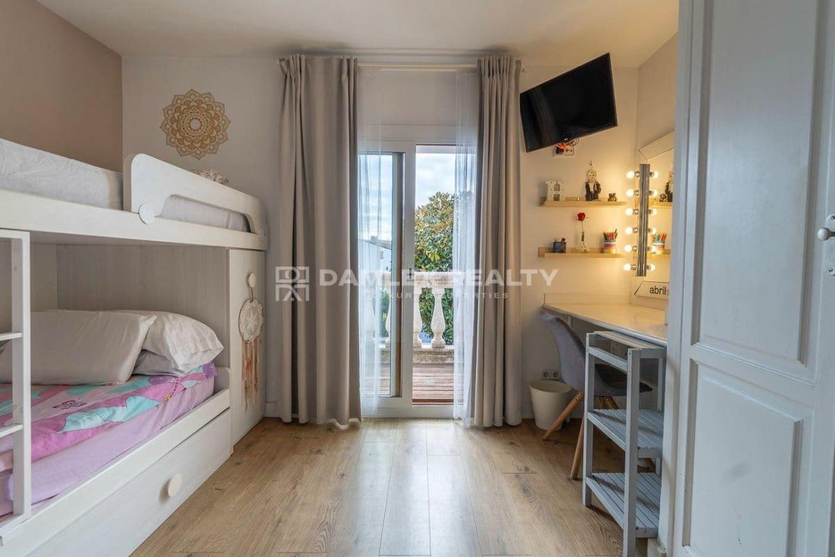 3 soveværelse Villa til salg i Platja d'Aro med swimmingpool - € 497.500 (Ref: 9305242)