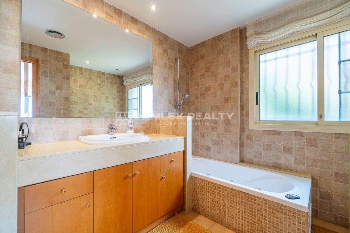 3 soveværelse Villa til salg i Platja d'Aro med swimmingpool - € 1.250.000 (Ref: 9305331)