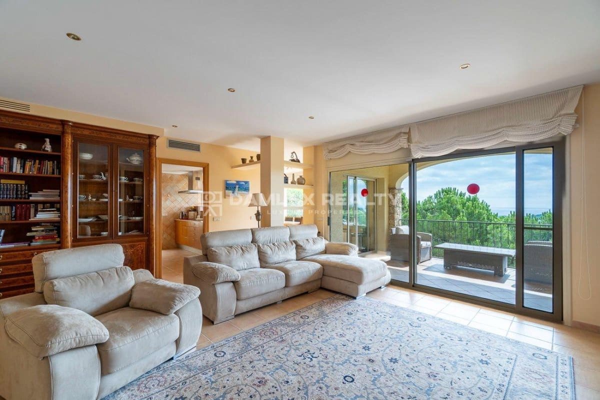 3 soveværelse Villa til salg i Platja d'Aro med swimmingpool - € 1.250.000 (Ref: 9305331)