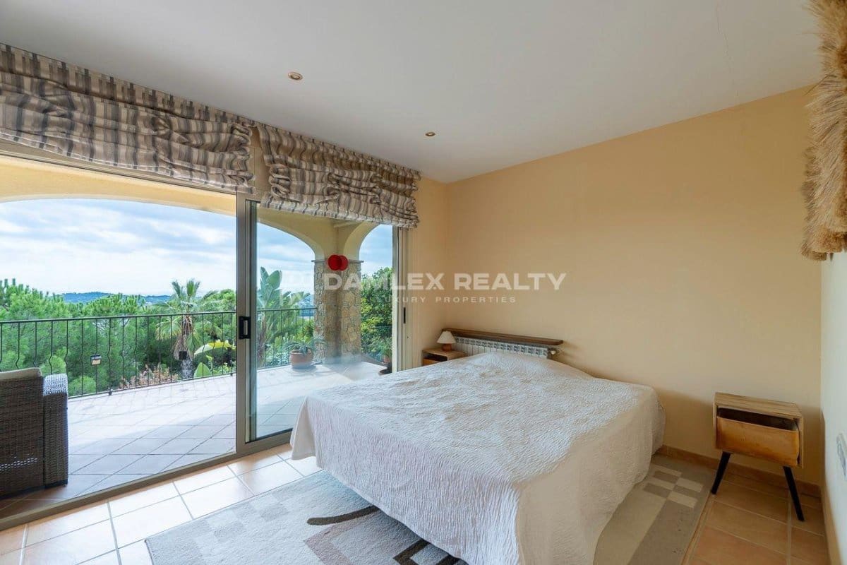 3 soveværelse Villa til salg i Platja d'Aro med swimmingpool - € 1.250.000 (Ref: 9305331)