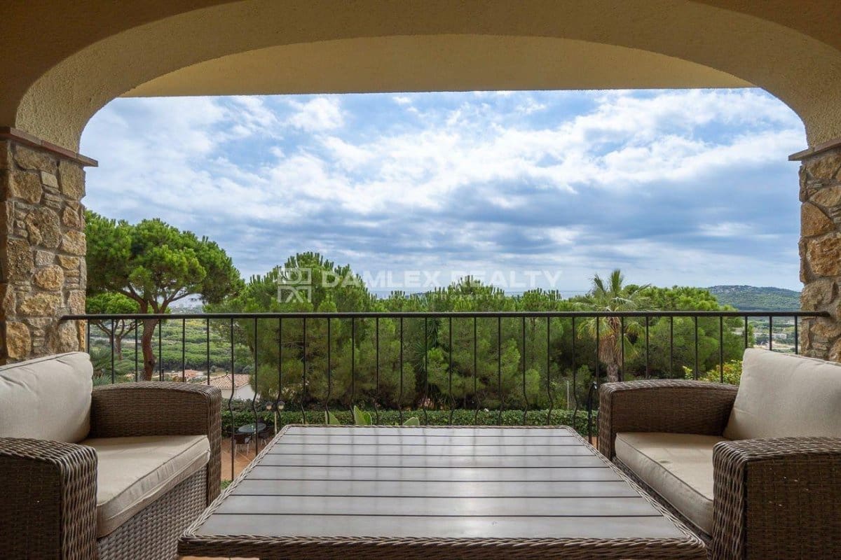 3 soveværelse Villa til salg i Platja d'Aro med swimmingpool - € 1.250.000 (Ref: 9305331)