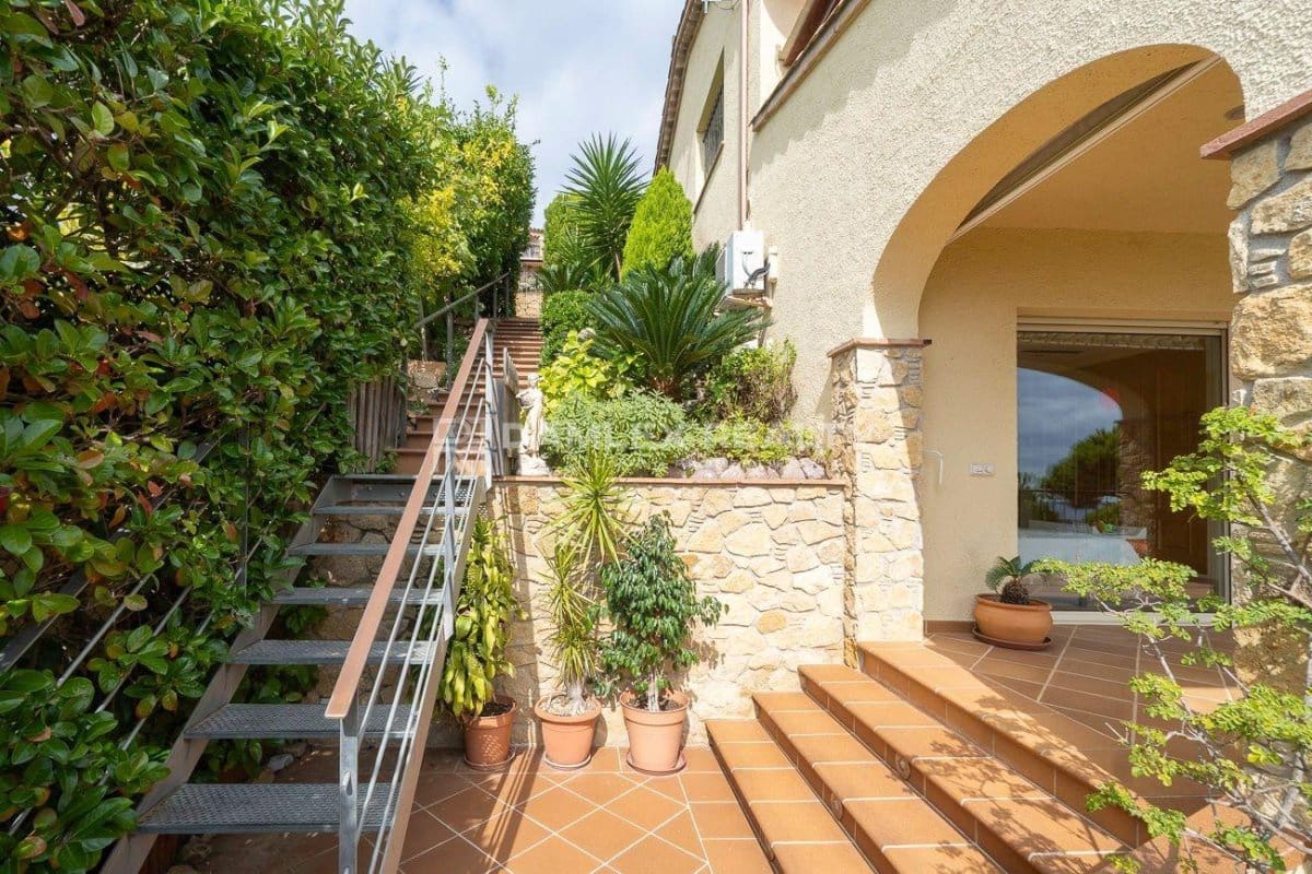 3 soveværelse Villa til salg i Platja d'Aro med swimmingpool - € 1.250.000 (Ref: 9305331)