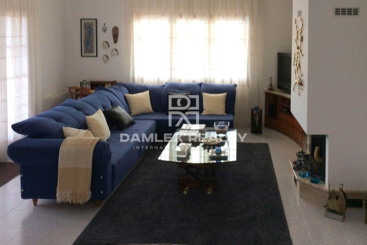 5 soveværelse Villa til salg i Tamariu med swimmingpool - € 1.200.000 (Ref: 9322870)