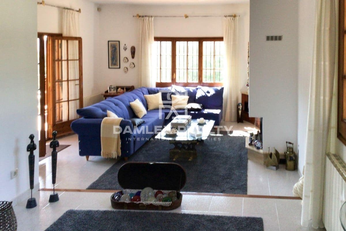 5 soveværelse Villa til salg i Tamariu med swimmingpool - € 1.200.000 (Ref: 9322870)