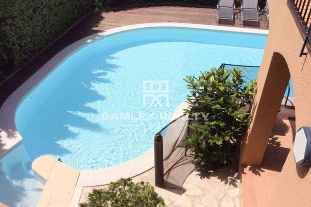 5 bedroom Villa for sale in Tamariu, Palafrugell with pool - € 1,200,000 (Ref: 9322870)