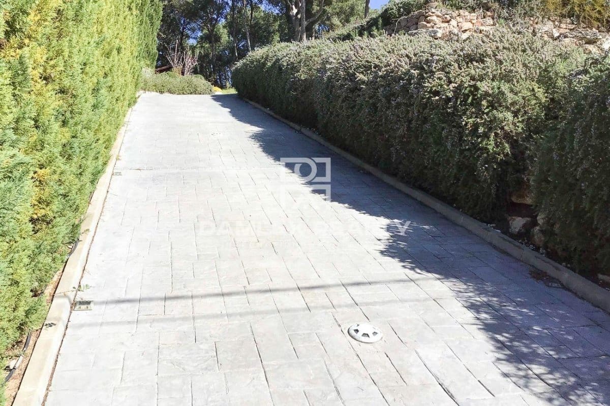 5 soveværelse Villa til salg i Tamariu med swimmingpool - € 1.200.000 (Ref: 9322870)