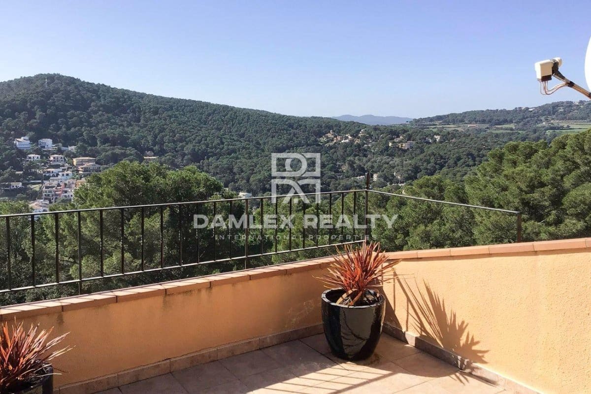 5 soveværelse Villa til salg i Tamariu med swimmingpool - € 1.200.000 (Ref: 9322870)