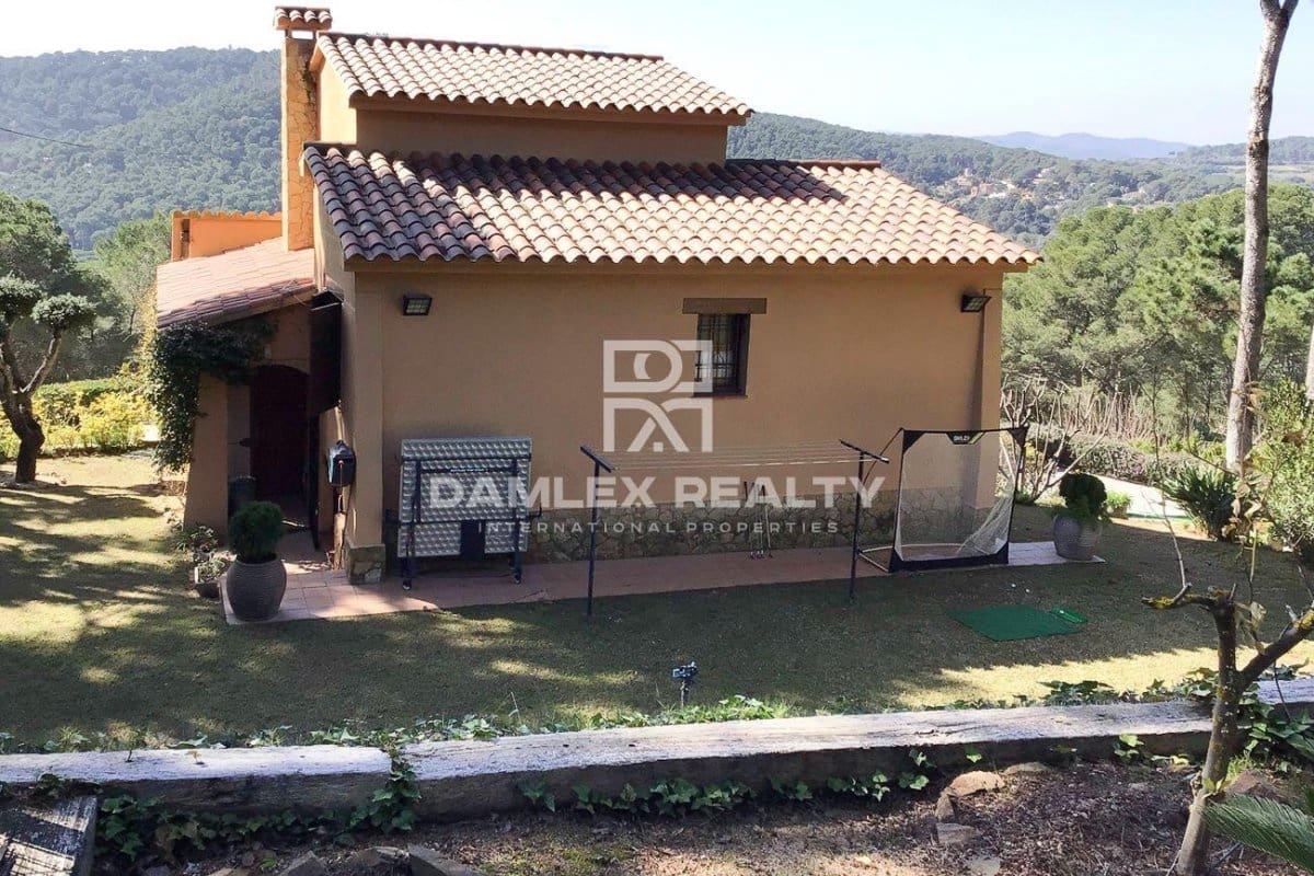 5 soveværelse Villa til salg i Tamariu med swimmingpool - € 1.200.000 (Ref: 9322870)