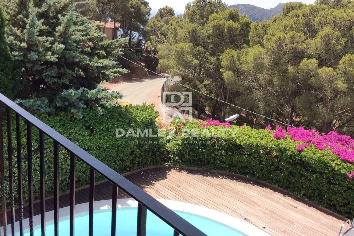 5 soveværelse Villa til salg i Tamariu med swimmingpool - € 1.200.000 (Ref: 9322870)