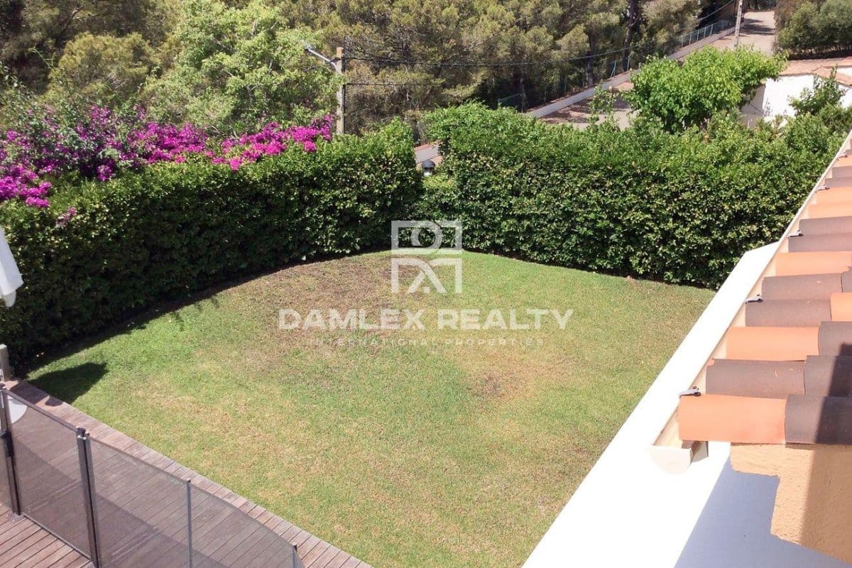 5 soveværelse Villa til salg i Tamariu med swimmingpool - € 1.200.000 (Ref: 9322870)